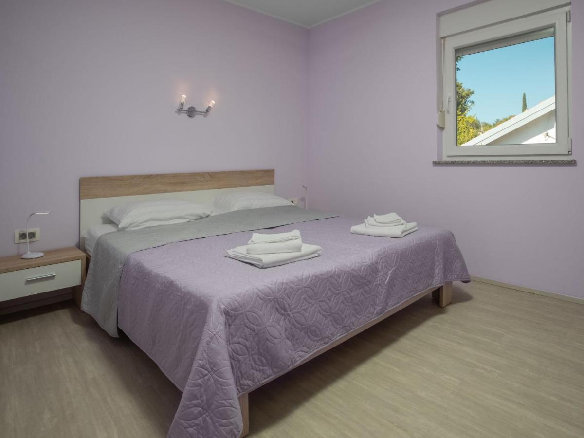 Holiday Home Lavendel - Mlk159 By Interhome Dobrinj ภายนอก รูปภาพ