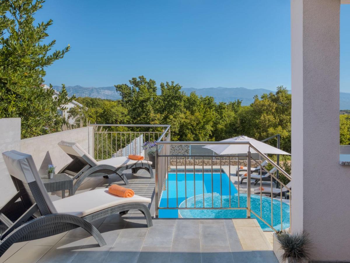 Holiday Home Lavendel - Mlk159 By Interhome Dobrinj ภายนอก รูปภาพ