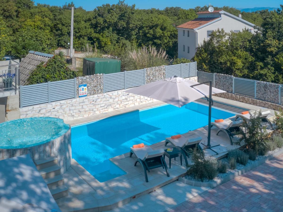 Holiday Home Lavendel - Mlk159 By Interhome Dobrinj ภายนอก รูปภาพ